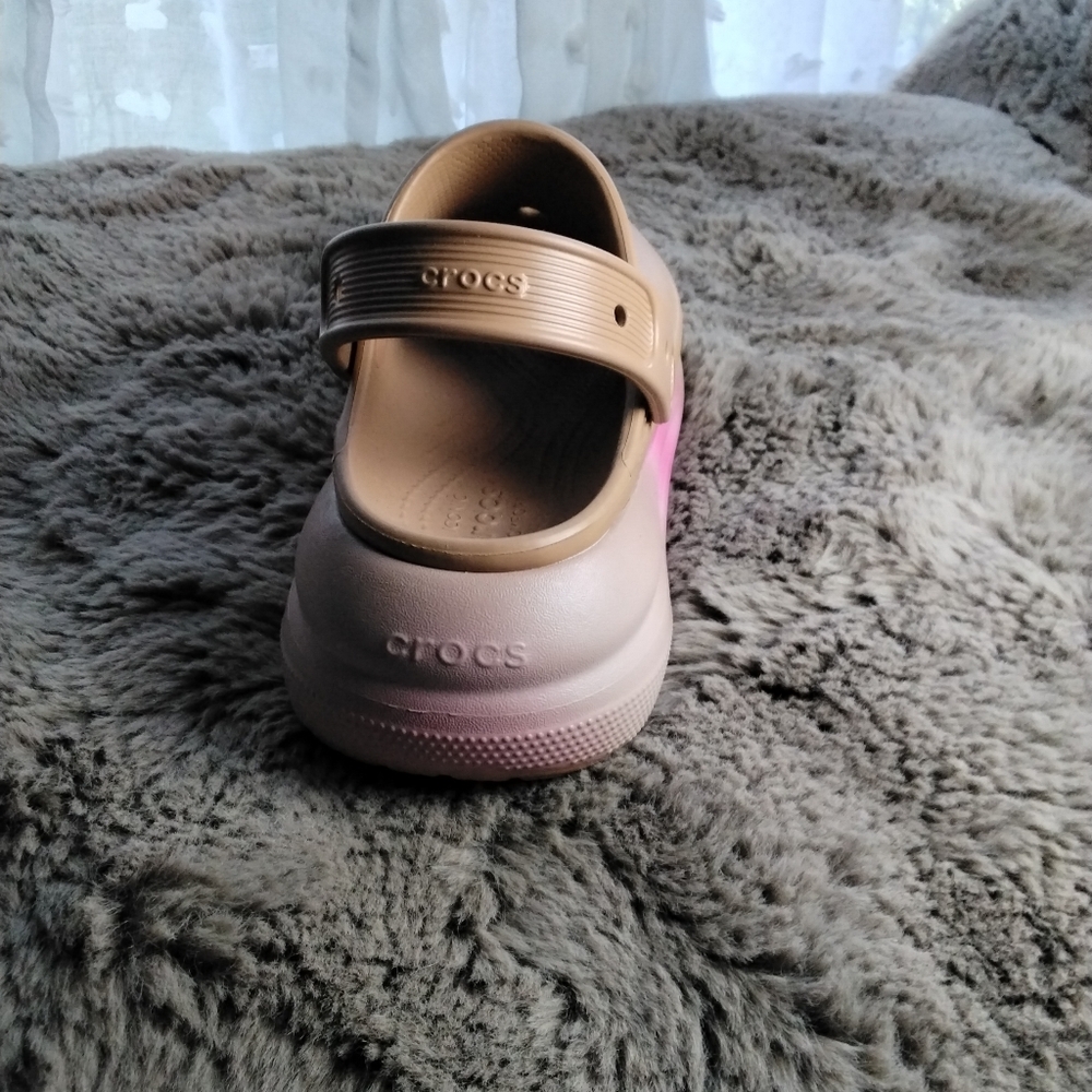 NWT.‎ Classic Crush Clog Shoes Cork/ Dip. 8 - Picture 4 of 5